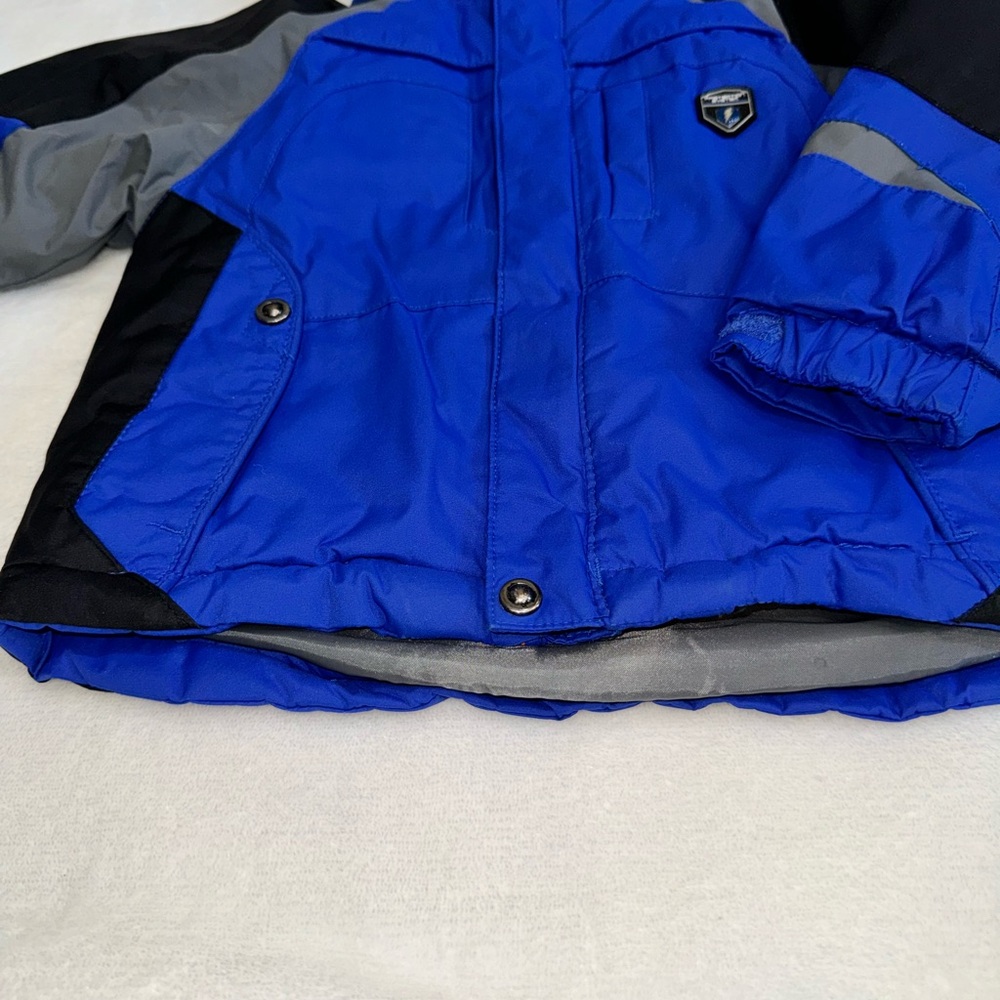 Protection System snowsuit - Picture 12 of 14